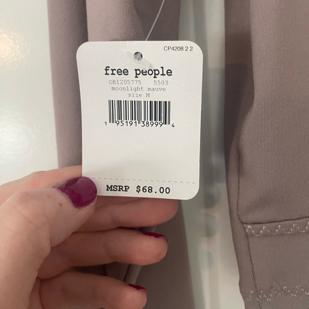 NWT Free People Movement Very Prairie Layer Crop Top💕 - Picture 4 of 7